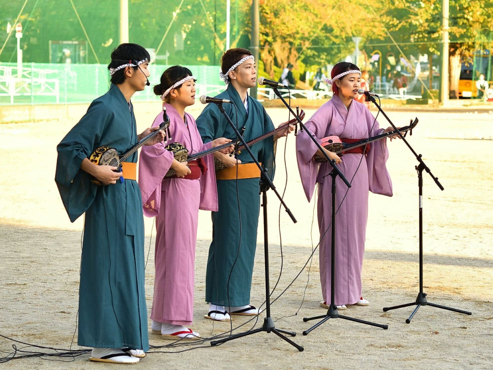 桜風エイサー琉球風車の地方
